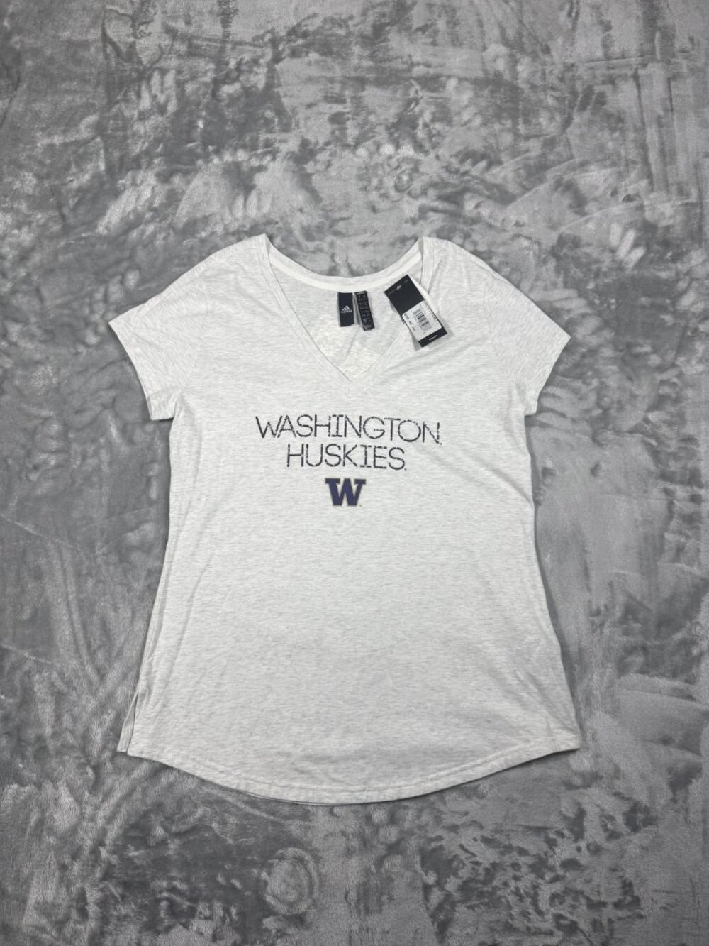 New Washington Huskies Shirt Women's Large Gray NCAA Adidas V Neck Graphic Tee